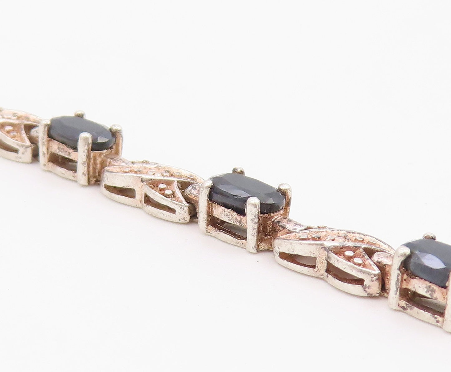 925 Sterling Silver  Vintage Sapphire XO Hugs & Kisses Chain Bracelet  BT8604