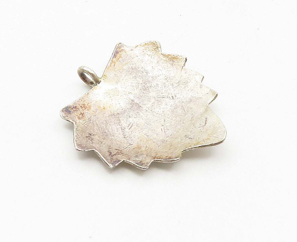 925 Sterling Silver  Vintage Floral Maple Leaf Etched Detail Pendant  PT7032