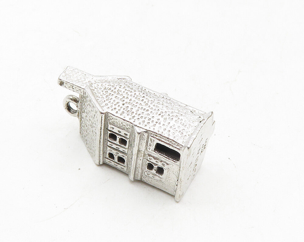 M&M 925 Sterling Silver  Vintage Petite House With Waving Flag Pendant  PT7656
