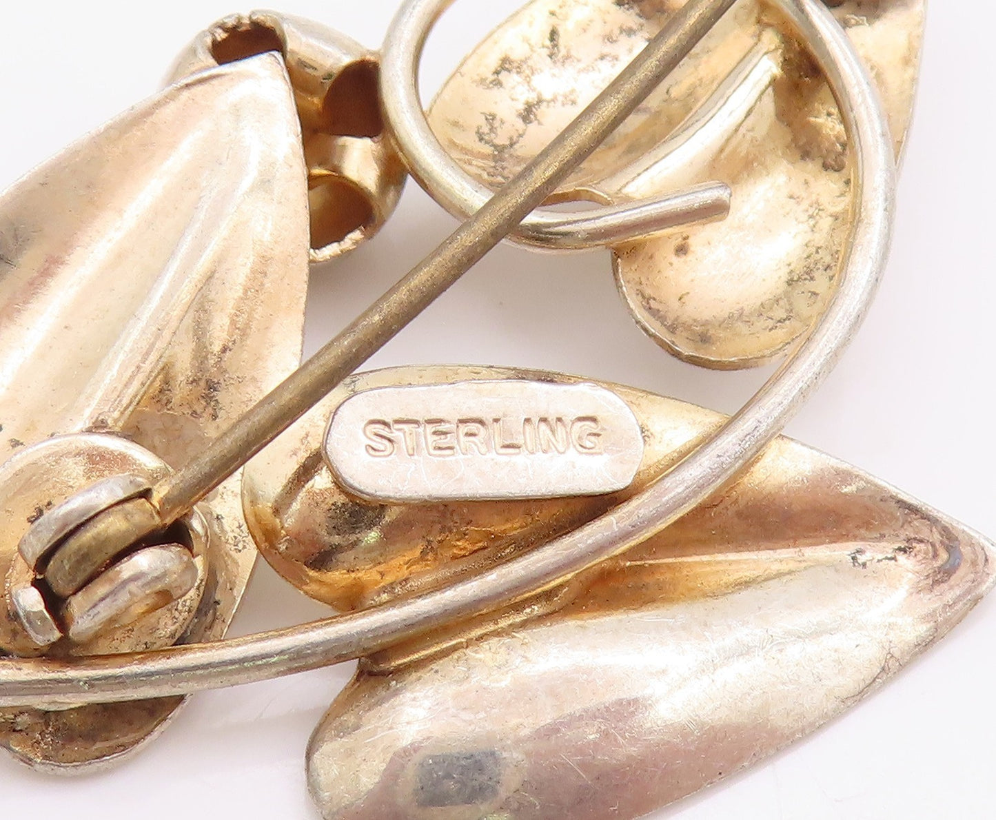925 Sterling Silver Vintage Brooch Solid Leaved Cutout  BP11733