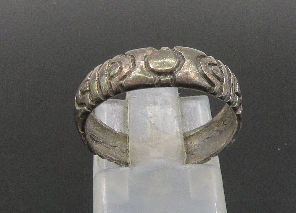 925 Sterling Silver  Vintage Dark Tone Pattern Petite Band Ring Sz 6  RG22980