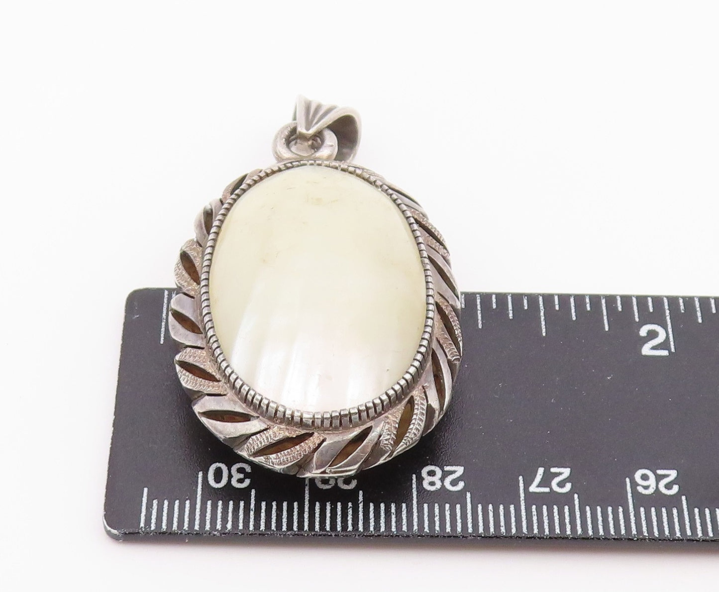 925 Sterling Silver Vintage Pendant MEXICO Oval Mother Of Pearl Locket  PT26414