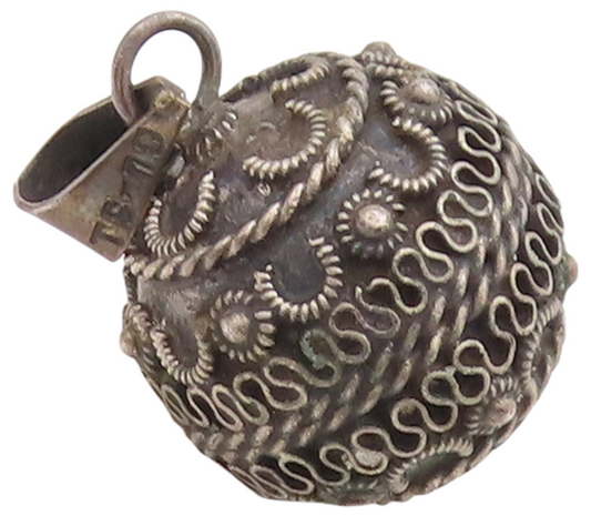 925 Sterling Silver Vintage Pendant MEXICO Carved Rattling Sphere  PT23414