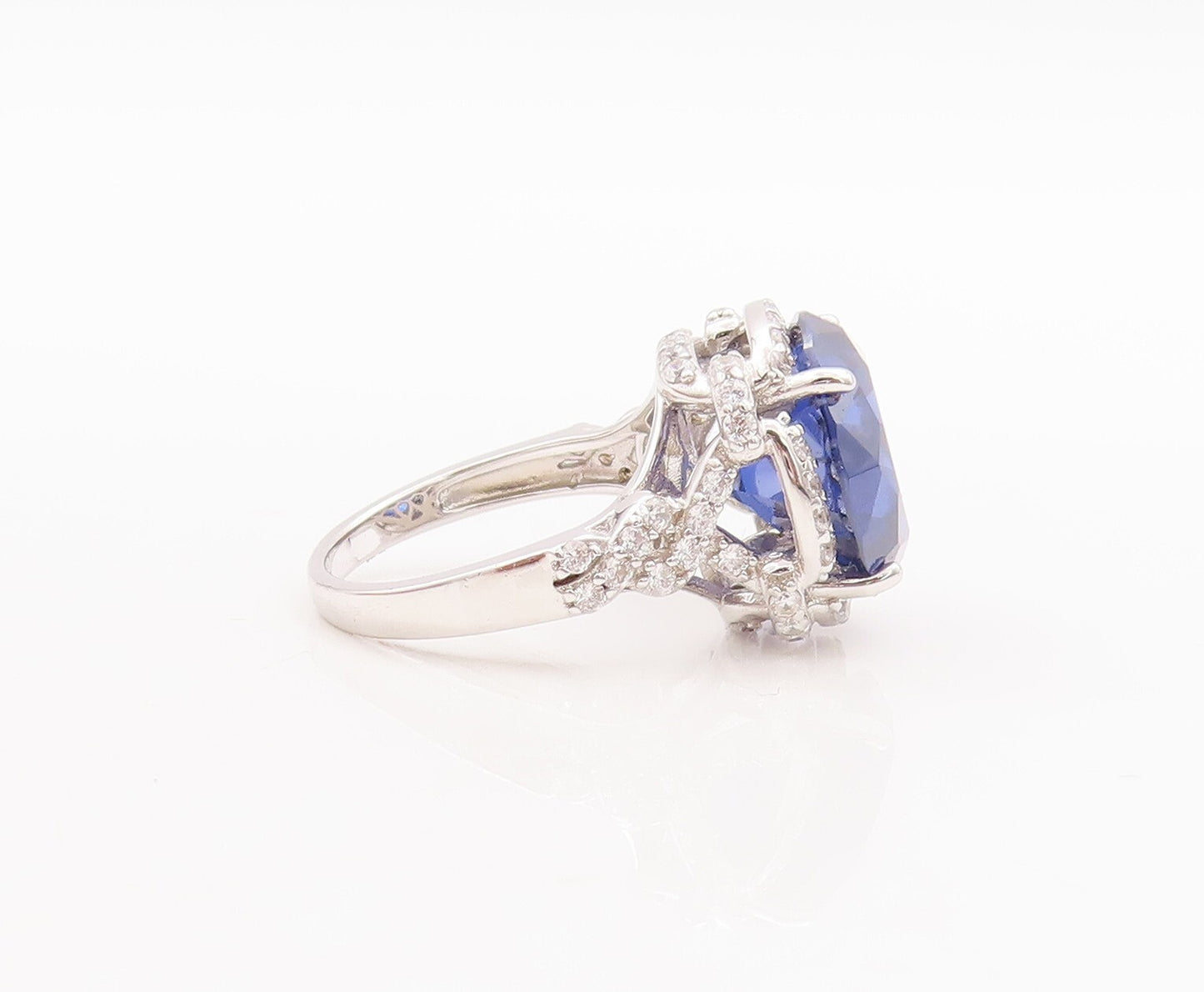 925 Sterling Silver Vintage Ring Designer Carved Neck 2 Tone CZ  Sz 7  RG29410