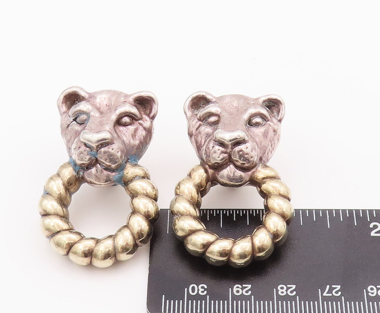 925 Sterling Silver Vintage Earrings Carved Leopard With Ring In Mouth   EG12996
