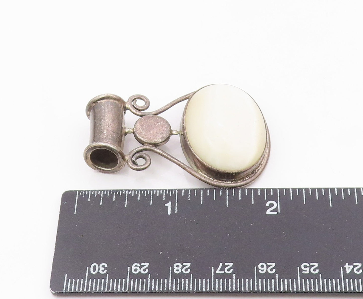 925 Sterling Silver  Vintage Mother Of Pearl Dark Tone Swirl Pendant  PT7825