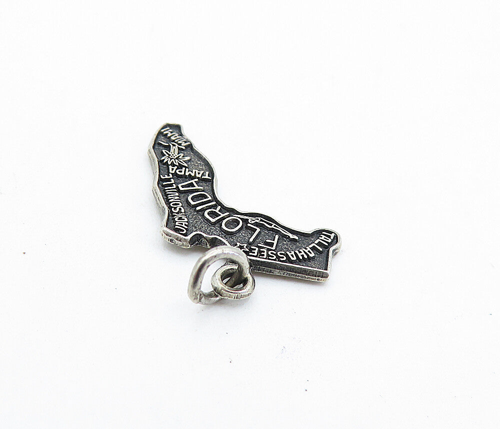 925 Sterling Silver  Vintage Petite Dark Tone Florida State Map Pendant PT4051