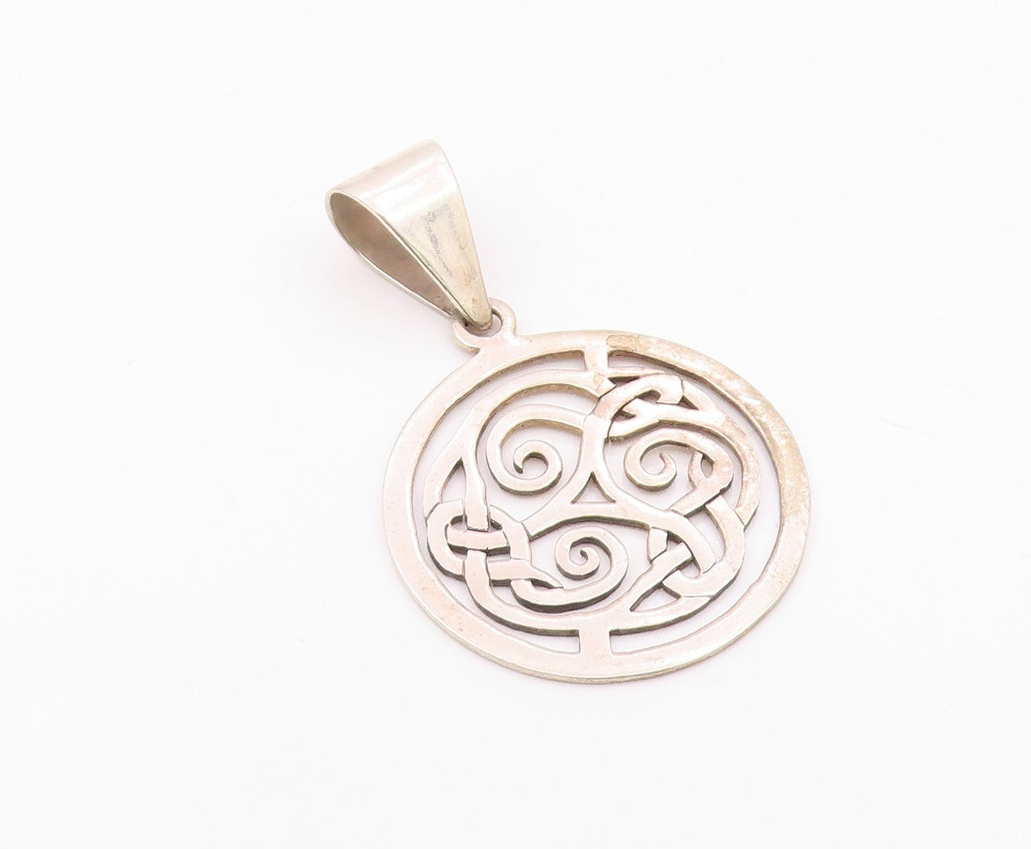 SILPADA 925 Sterling Silver  Vintage Shiny Celtic Knot Swirl Pendant  PT15319