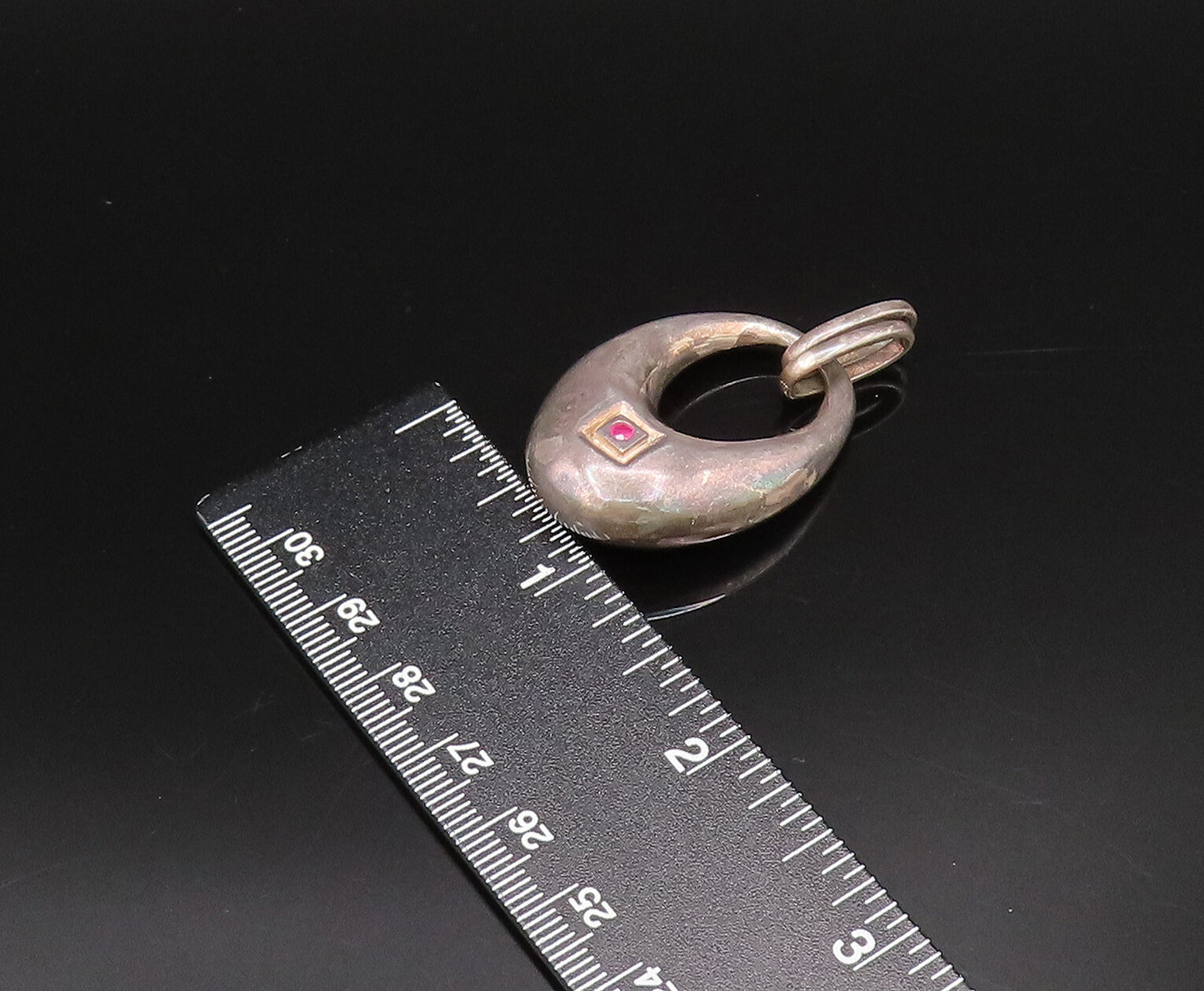 ELLE 925 Silver  Vintage Single Ruby Accent Tote Purse Motif Pendant  PT21824