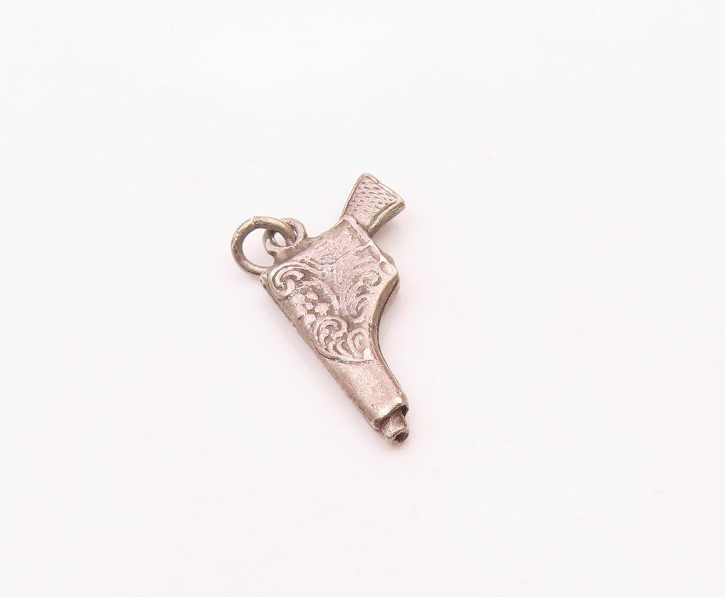 SOUTHWESTERN 925 Sterling Silver Vintage Etched Holster With Gun Pendant PT21327