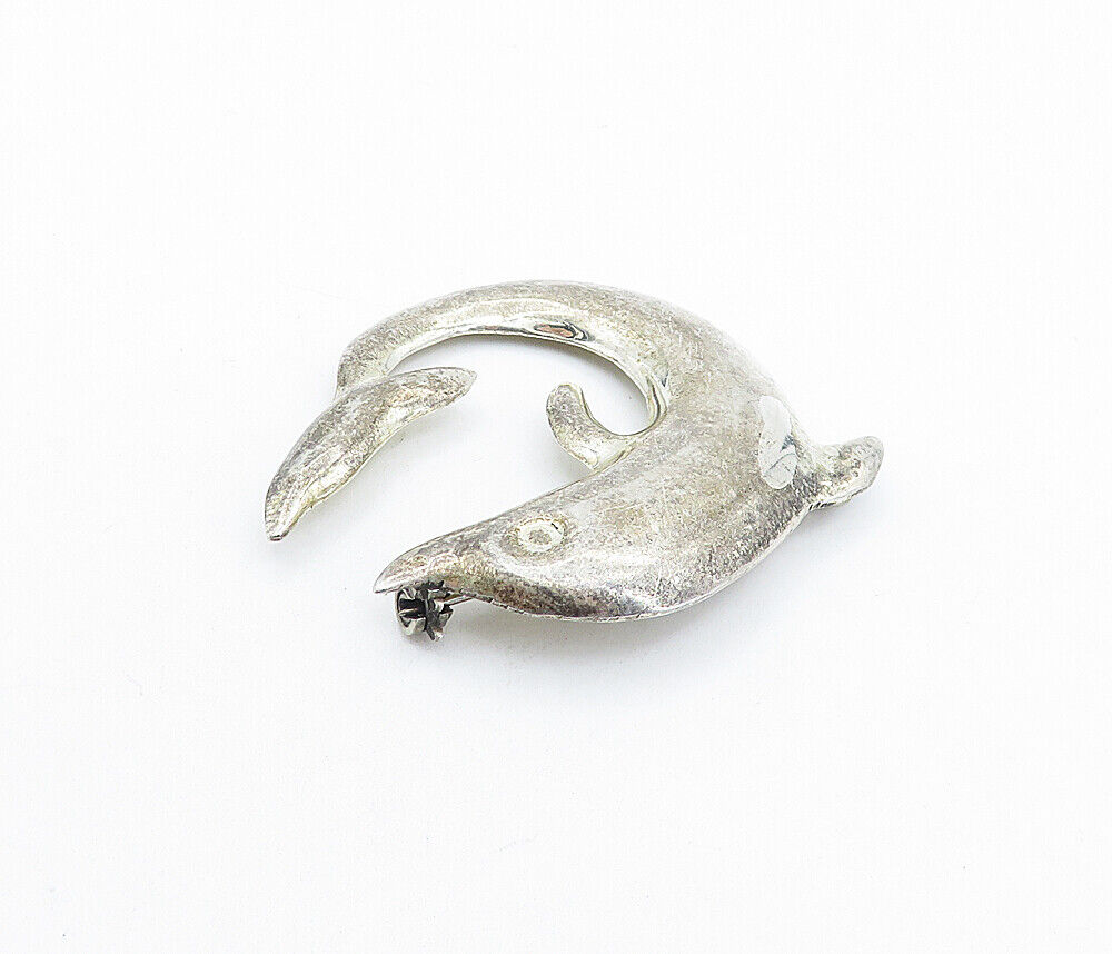 925 Sterling Silver  Vintage Smooth Dark Tone Dolphin Motif Brooch Pin  BP2247