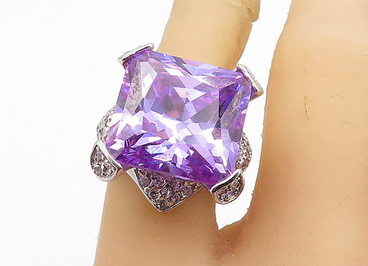 925 Sterling Silver  Sparkling Purple Cubic Zirconia Cocktail Ring Sz 7 RG7286