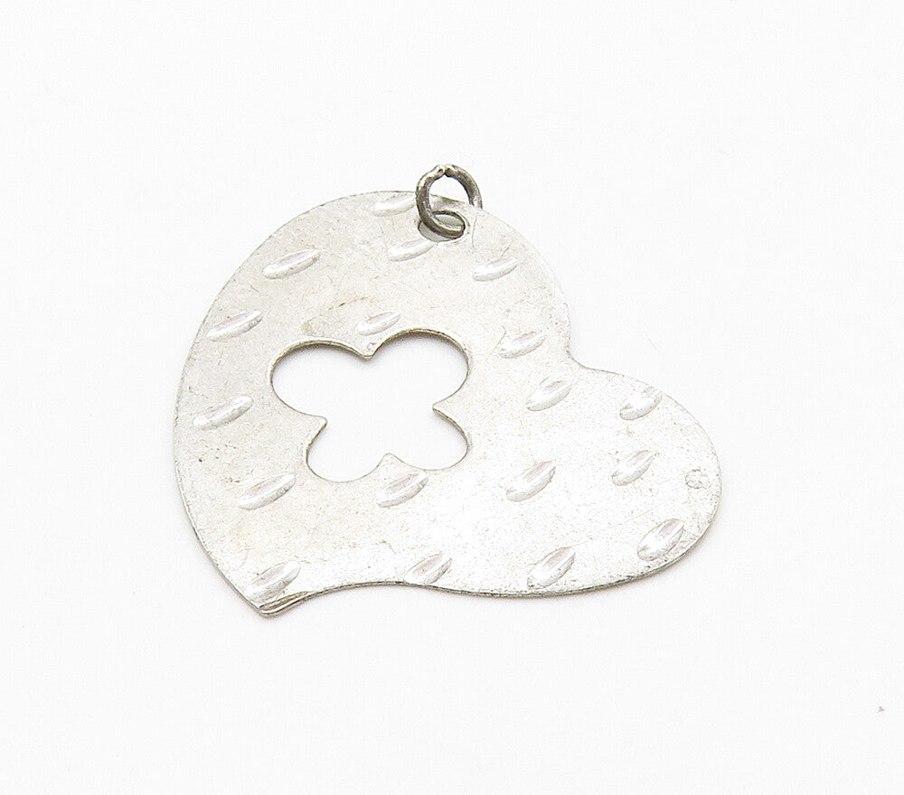 925 Sterling Silver  Vintage Shiny Flower Cutout Love Heart Pendant  PT12384