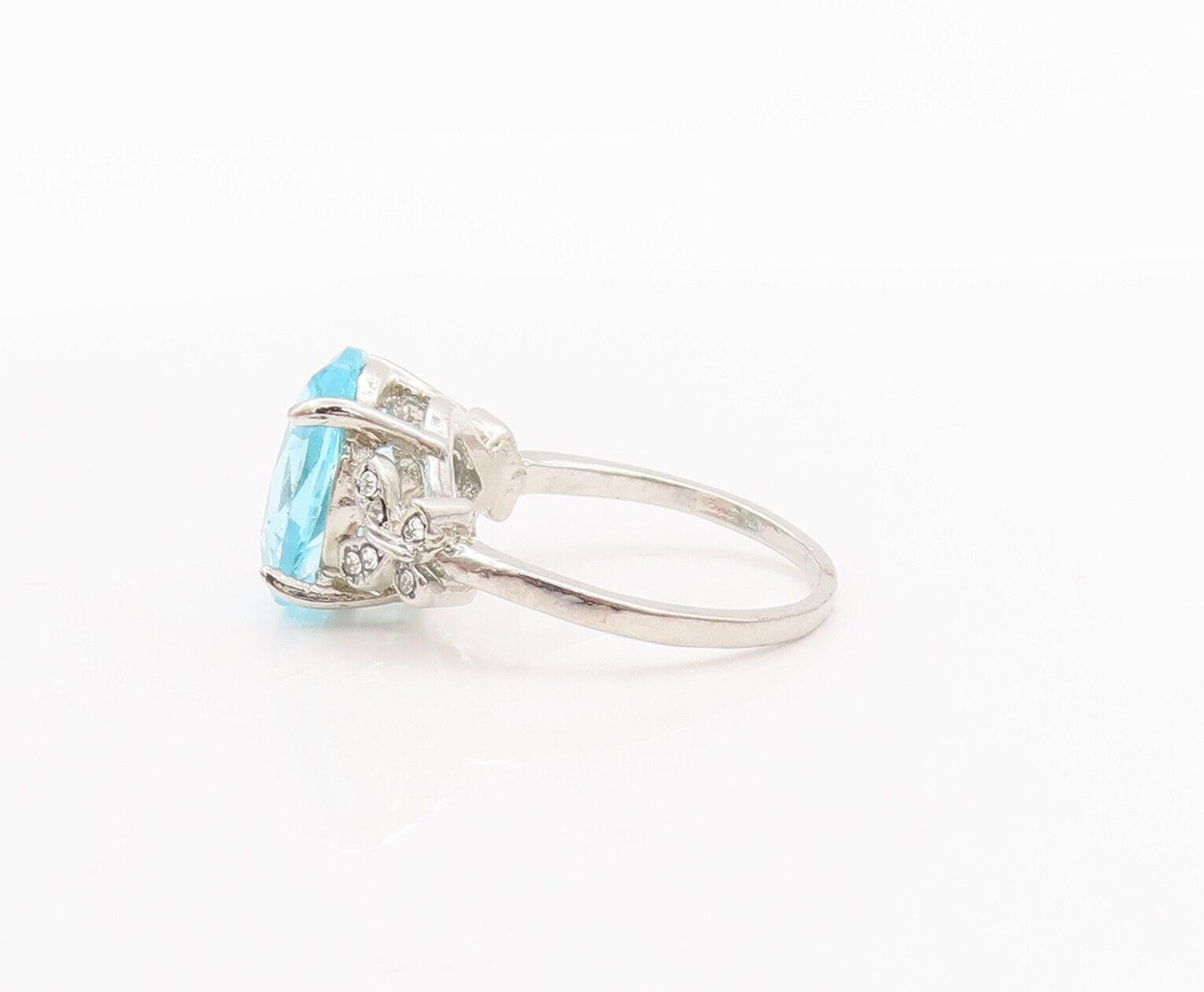 925 Sterling Silver Vintage Ring Oval Cut Blue & White CZ Carved  Sz 9  RG28472