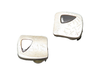 925 Sterling Silver  Vintage Black Onyx Etched Non Pierce Earrings  EG9797