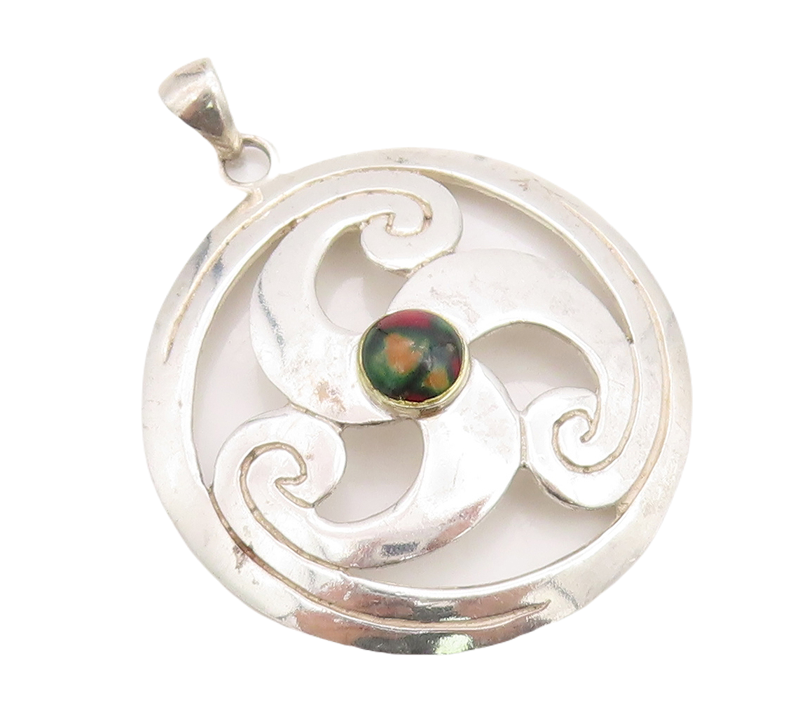 925 Sterling Silver Vintage Pendant Cutout Gemstone Inlay Triskele  PT23503