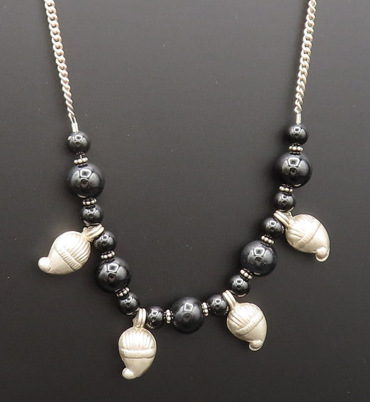 925 Silver  Vintage Black Onyx Beads & Acorn Detailed Chain Necklace  NE4010