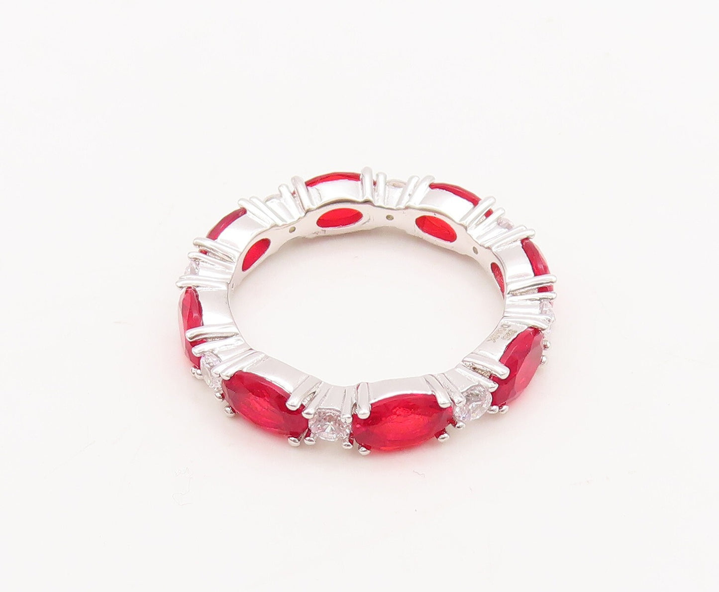 925 Sterling Silver Vintage Ring Oval Cut Red & Round CZ Band  Sz 7  RG29553