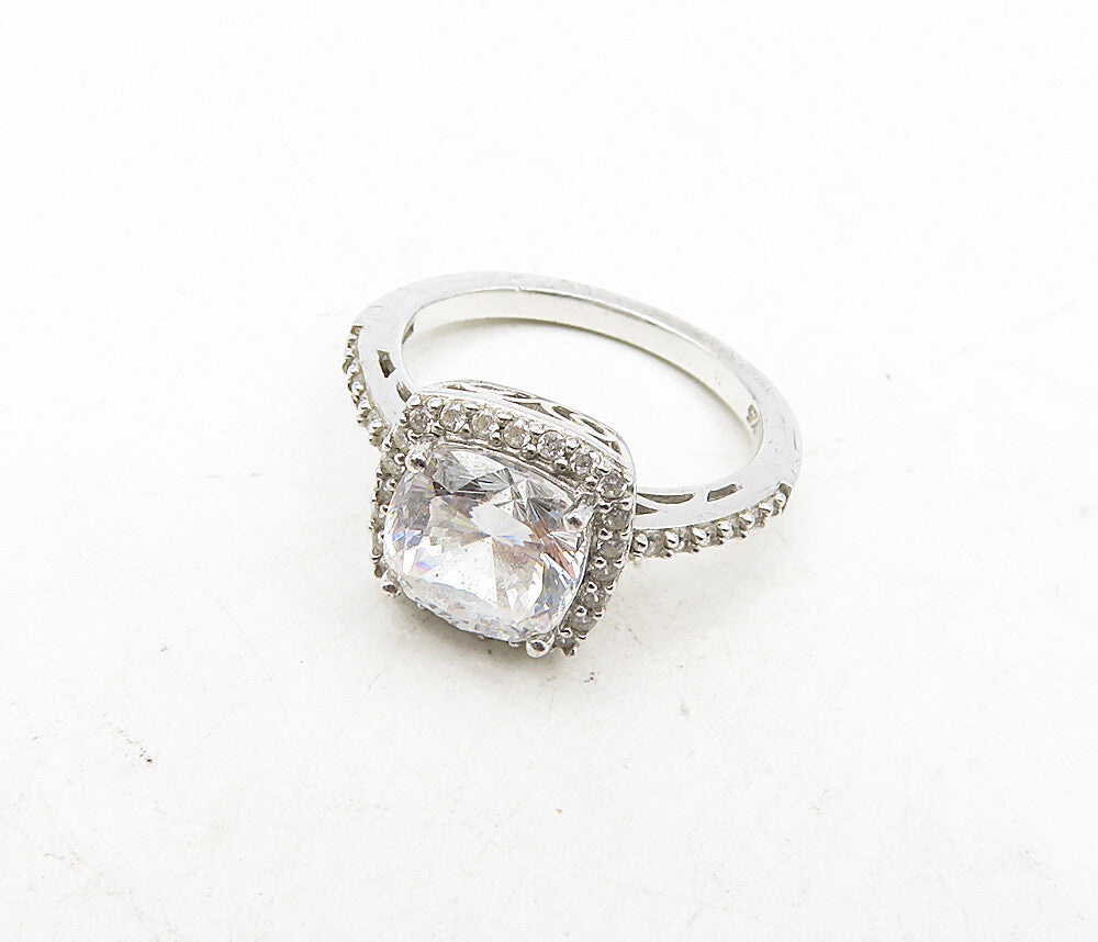 925 Sterling Silver   Cubic Zirconia Solitaire With Accents Ring Sz 8  RG9169