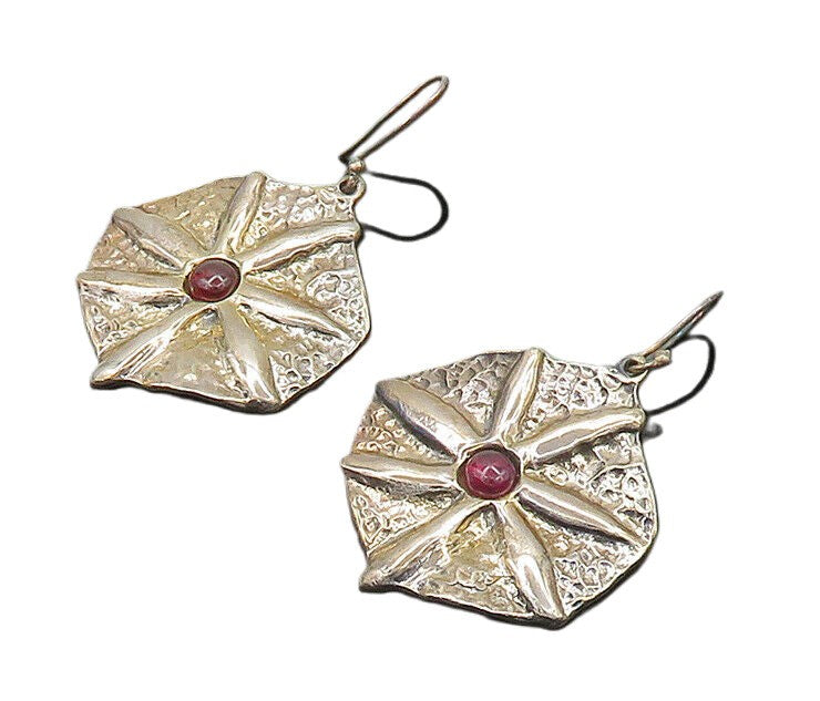 925 Sterling Silver  Vintage Garnet Modernist Floral Dangle Earrings  EG10144