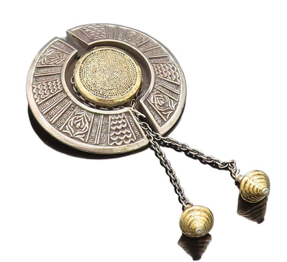 ATARA 925 Silver  Vintage Two Tone Carved & Chained Shield Brooch Pin  BP10180