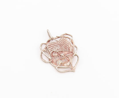 925 Sterling Silver Vintage Pendant Etched Tropical Beach House Charm  PT26459