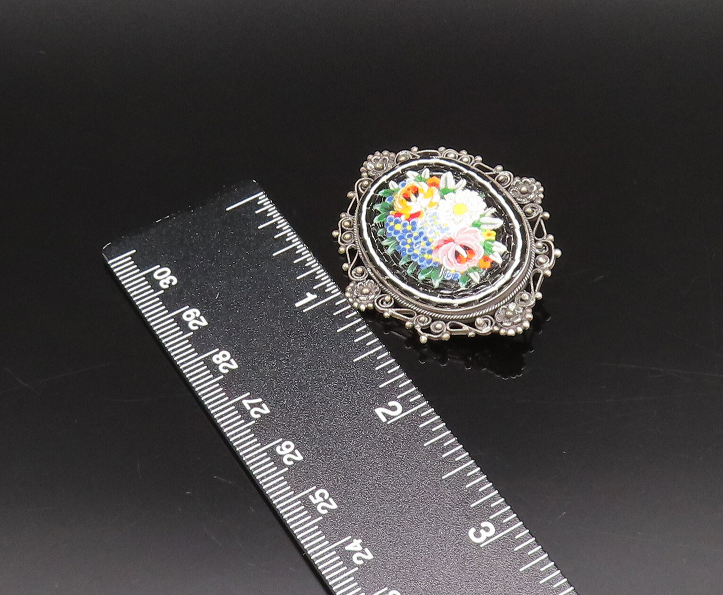 925 Sterling Silver Vintage Floral Enamel Art Beaded Border Brooch Pin BP10053