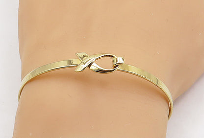925 Sterling Silver  Shiny Gold Plated Ribbon Detail Bangle Bracelet  BT2071