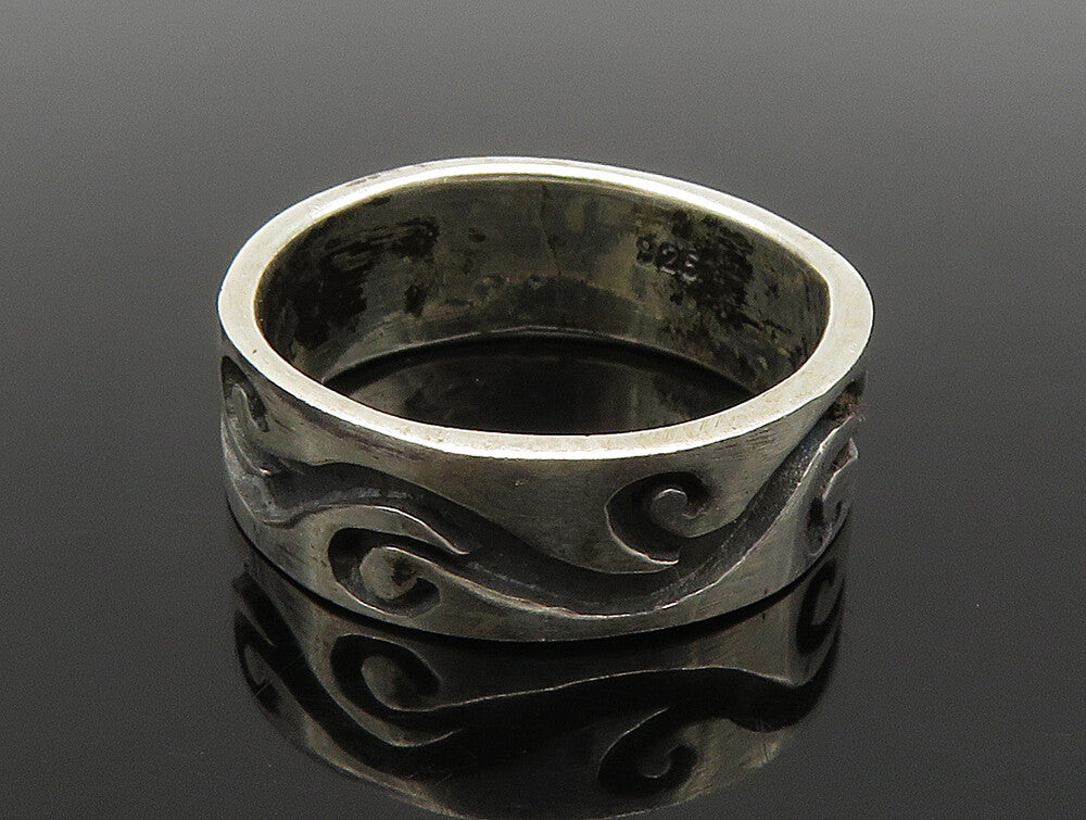 925 Sterling Silver  Vintage Engraved Wave Swirl Band Ring Sz 7.5  RG24412