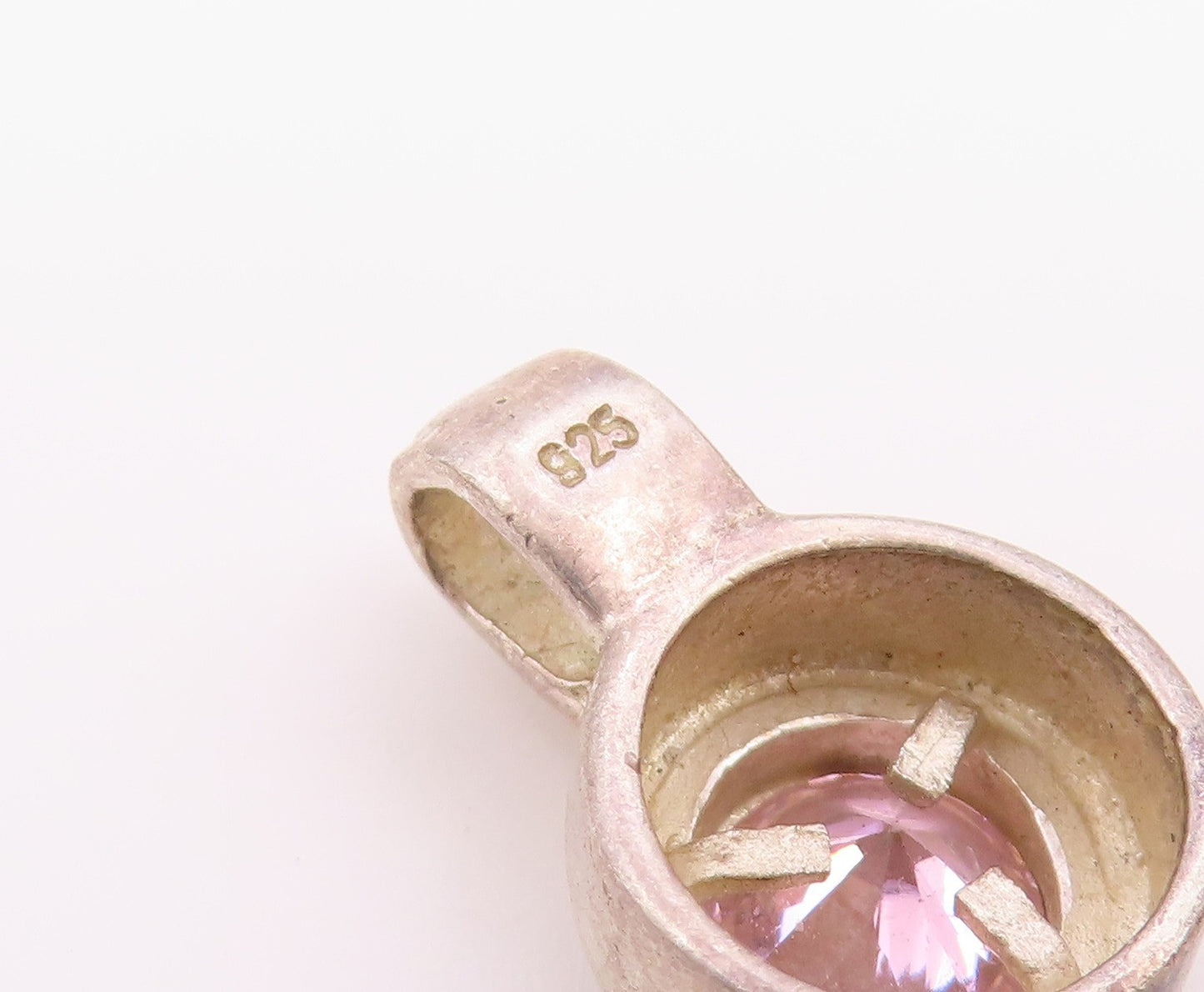 925 Sterling Silver  Vintage Round Cut Pink Cubic Zirconia Pendant  PT11720