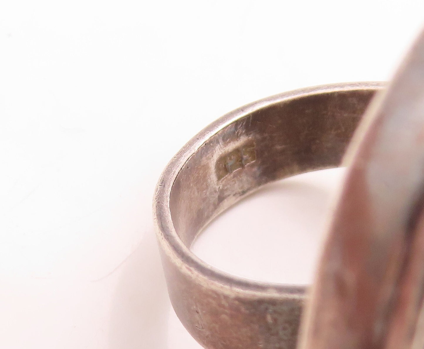 925 Sterling Silver Vintage Ring Dark Tone Beaded Round Design  Sz 6  RG31641