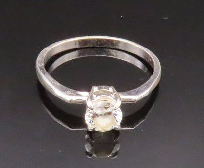 925 Sterling Silver  Vintage Solitaire Cubic Zirconia Ring Sz 8  RG25075