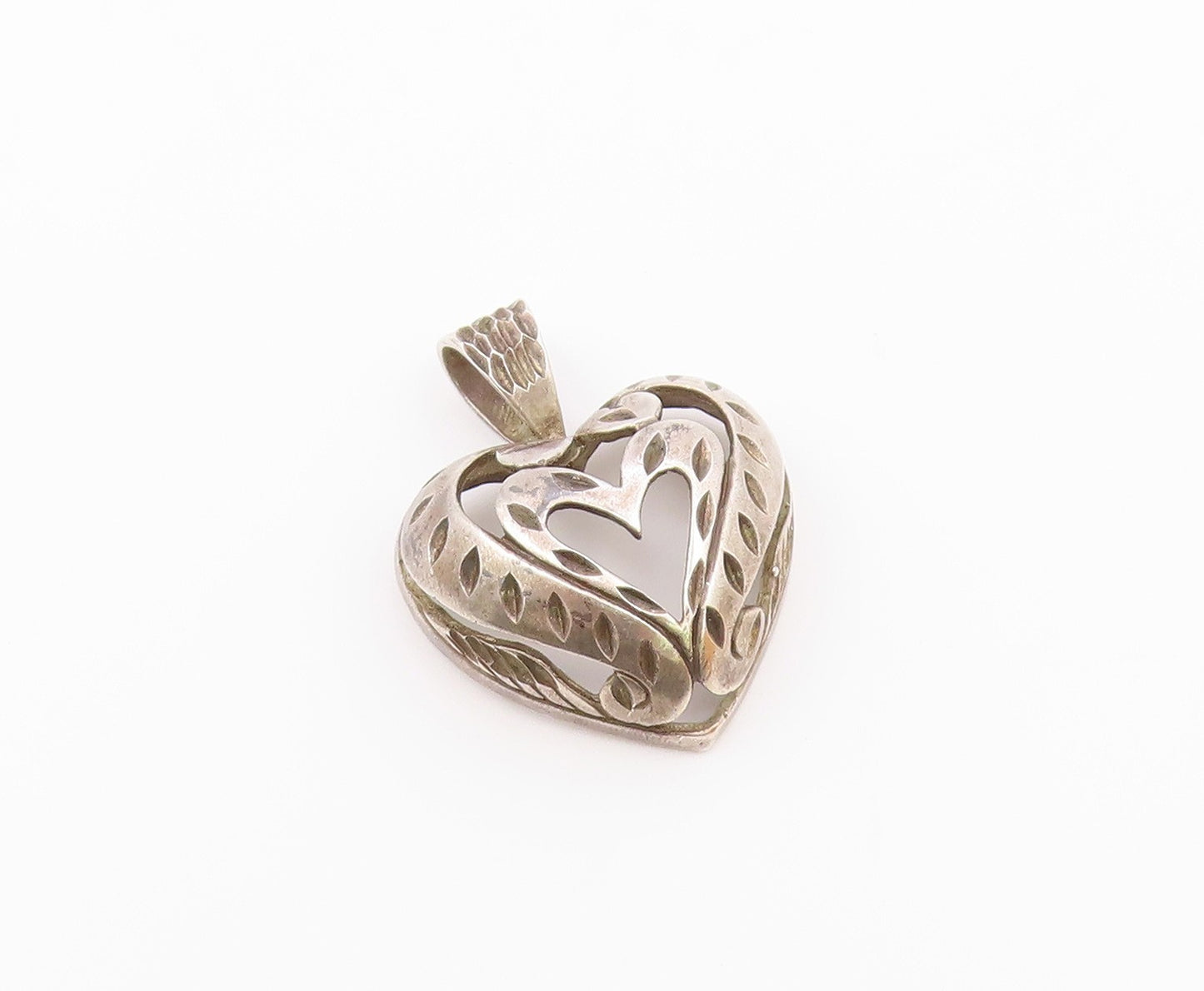 925 Sterling Silver  Vintage Diamond Cut Love Heart Dome Drop Pendant  PT17944