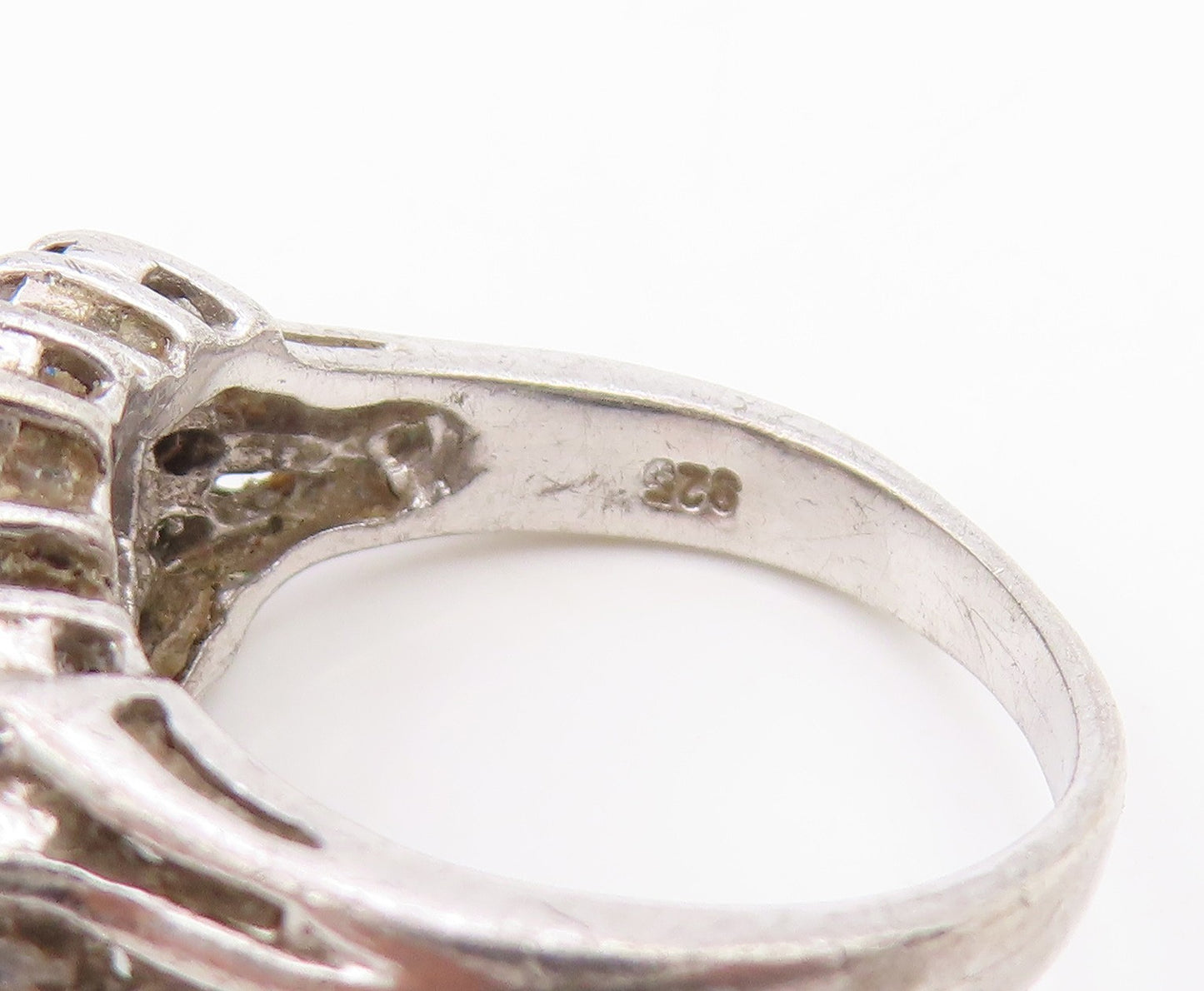 925 Sterling Silver Vintage Ring Topaz Interlocking Love Heart  Sz 7  RG36177