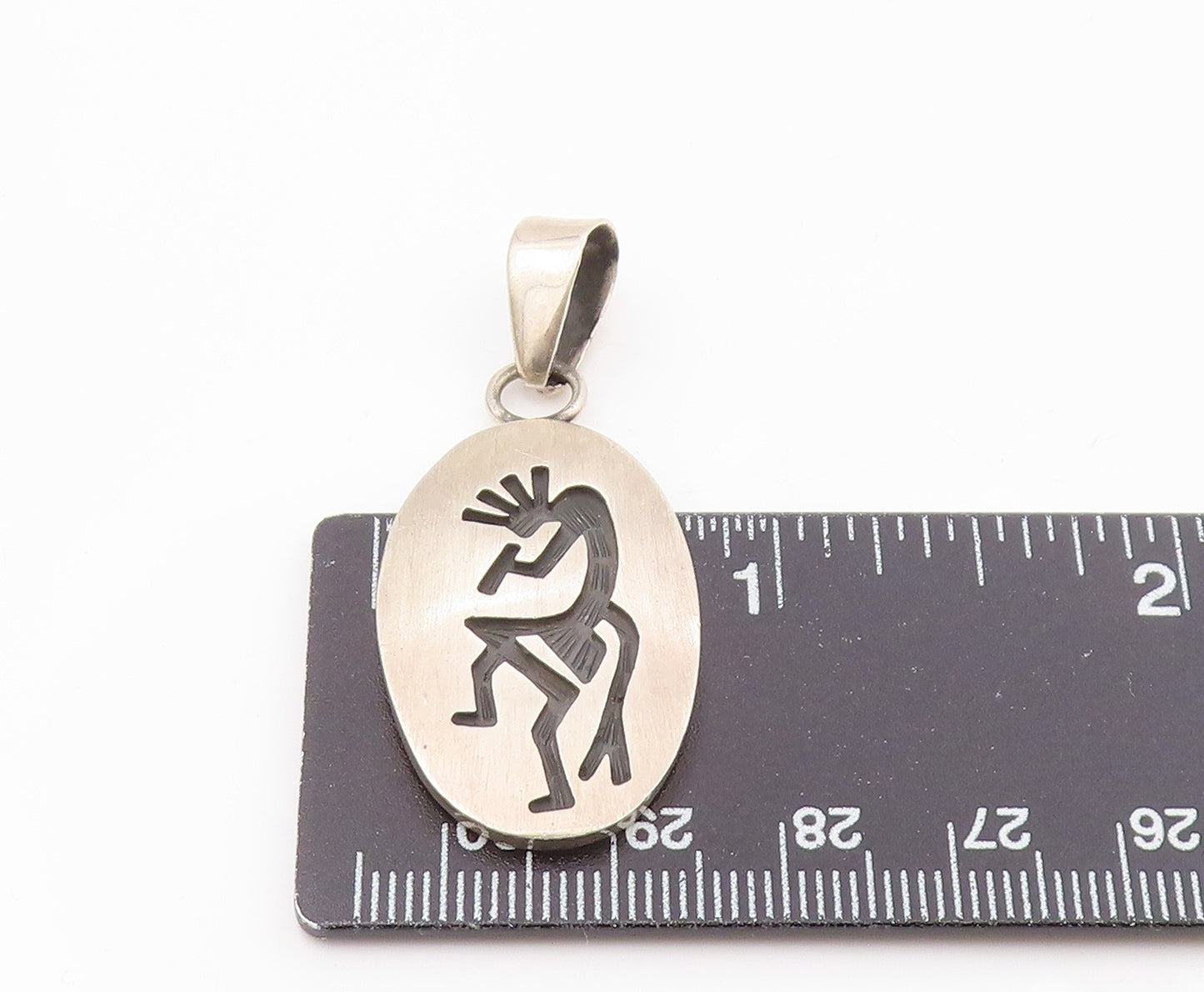 925 Sterling Silver  Vintage Carved Dancer Oval Drop Pendant  PT20085