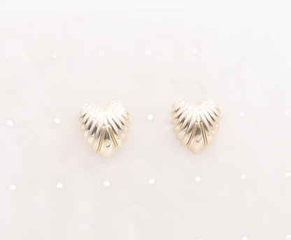 18k Gold 925 Sterling Silver Vintage Earrings Domed Carved Heart  EG13068