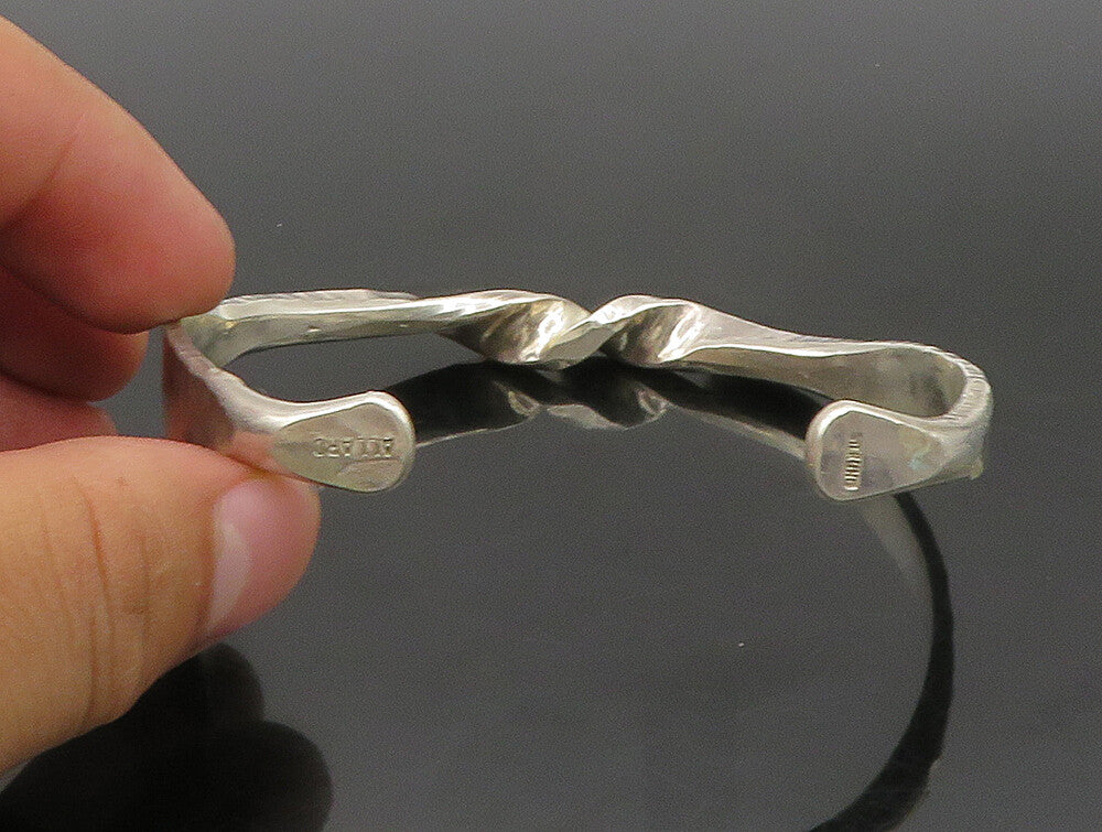 LINDA ALLARD 925 Silver  Vintage Shiny Textured Twist Cuff Bracelet  BT9315