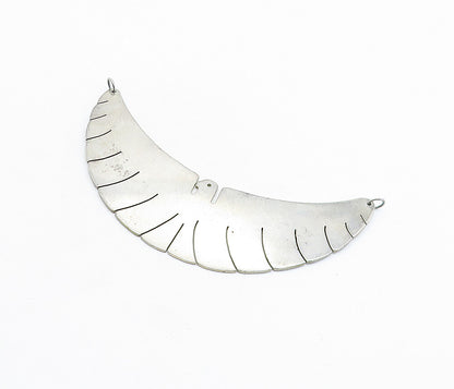 925 Sterling Silver Vintage Smooth Bird With Spread Wings Pendant PT4355