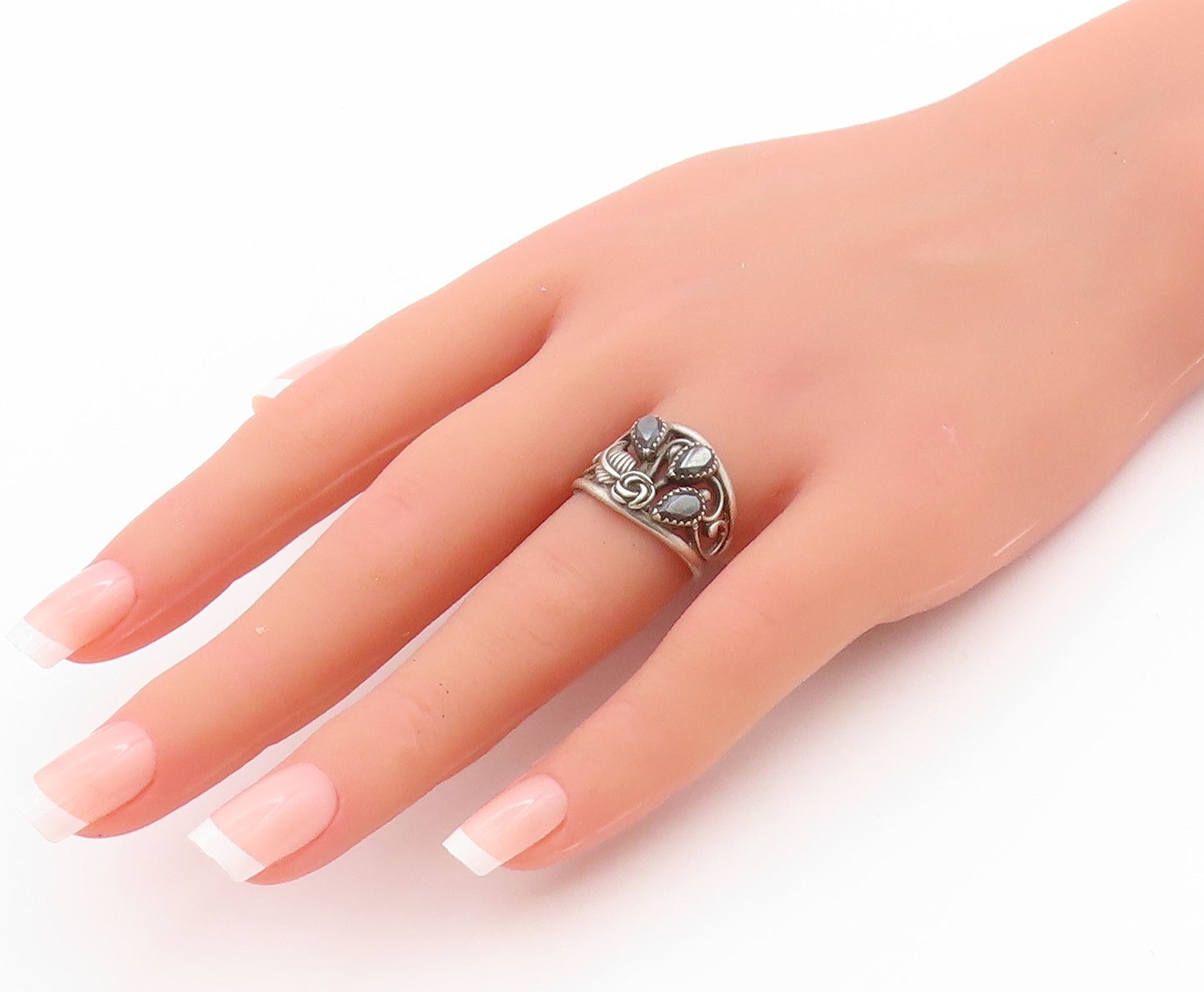 925 Sterling Silver Vintage Ring WHEELER Hematite Floral Design  Sz 6.5  RG33421