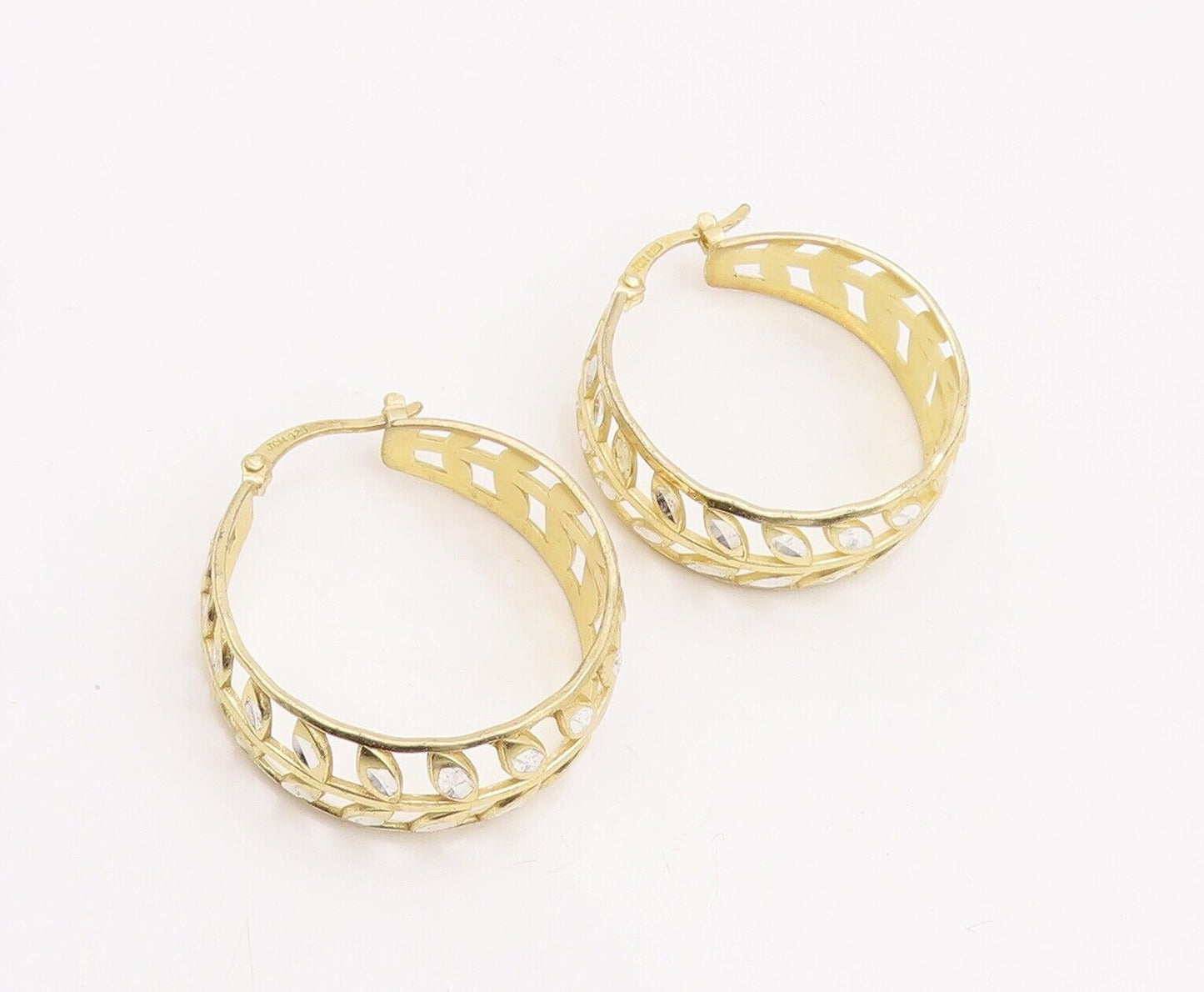 925 Sterling Silver Vintage Earrings Gold Plated Leaf Cutout Hoops  EG13089