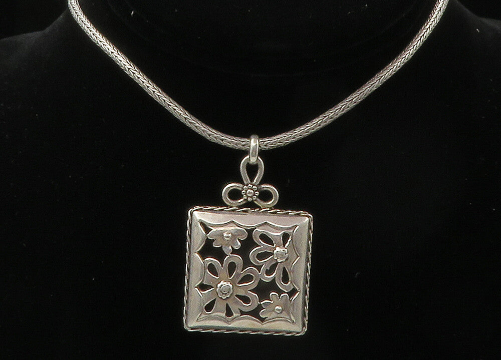 925 Sterling Silver  Vintage Shiny Flower Cutout Wheat Chain Necklace  NE2333