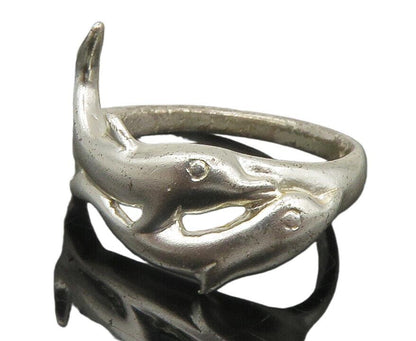 925 Sterling Silver  Vintage Shiny Dolphin Motif Band Ring Sz 6.5  RG11949