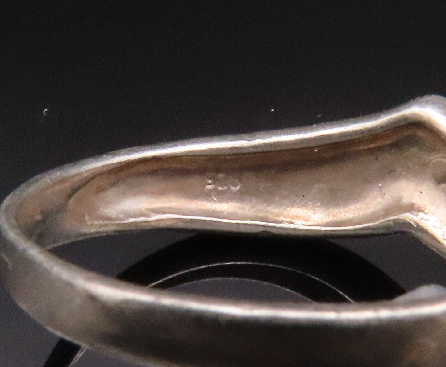 925 Sterling Silver  Vintage Enamel Stripes Curved Band Ring Sz 7  RG25046
