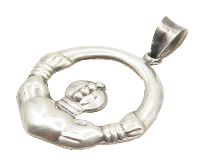 925 Sterling Silver  Vintage Shiny Traditional Claddagh Pendant  PT12132
