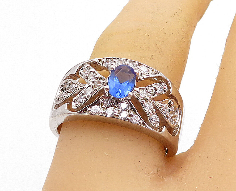 925 Sterling Silver  Blue & White Topaz Solitaire Accent Ring Sz 8  RG4613
