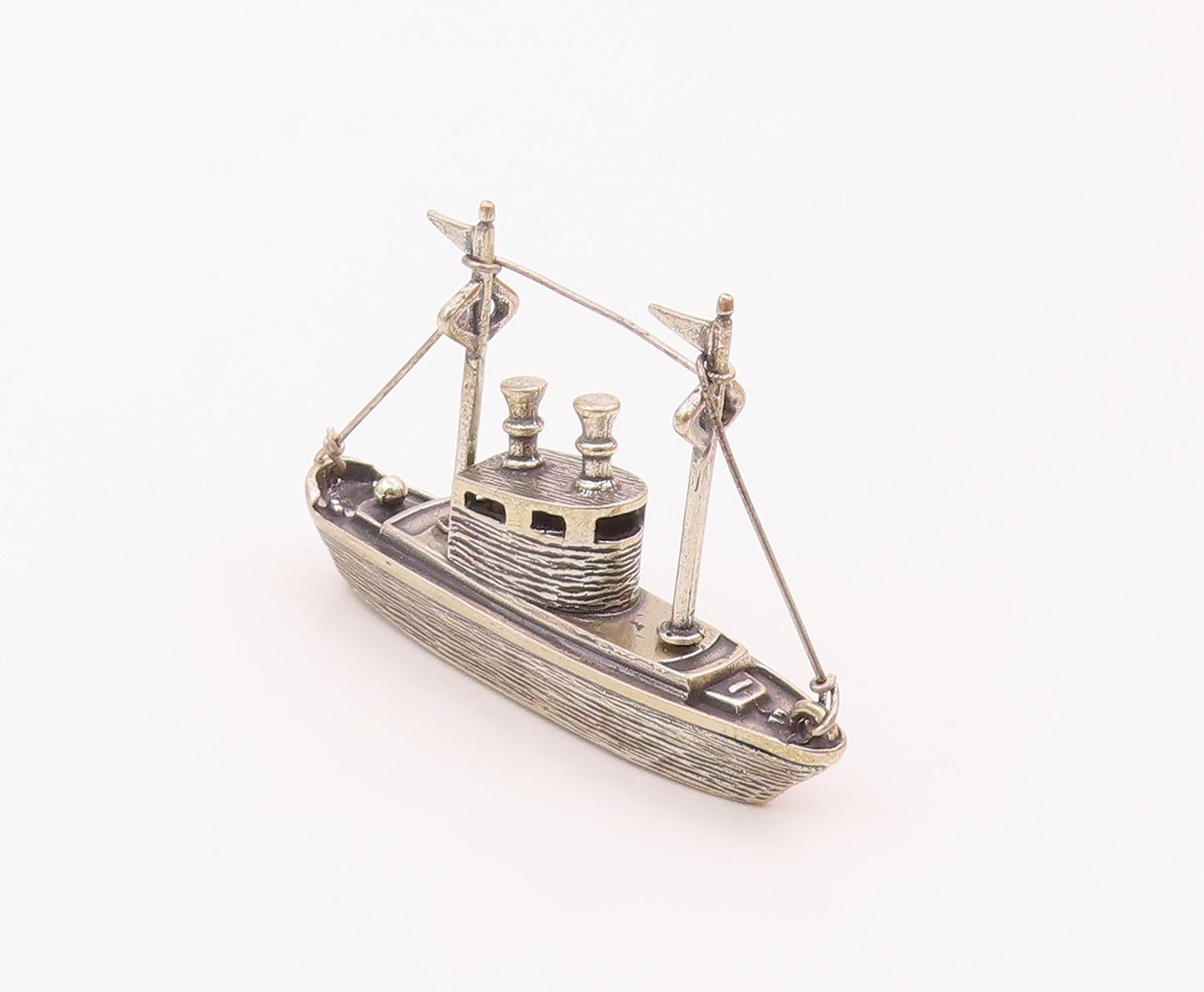 925 Sterling Silver  Vintage Shiny Tug Boat Motif Table Trinket  TR2751