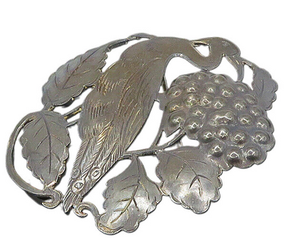 HANDERBEIT 925 Sterling Silver  Vintage Oxidized Grape Vine Brooch Pin  BP8502