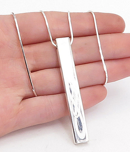 925 Sterling Silver  Knot Pattern Vertical Pendant Snake Chain Necklace NE1164
