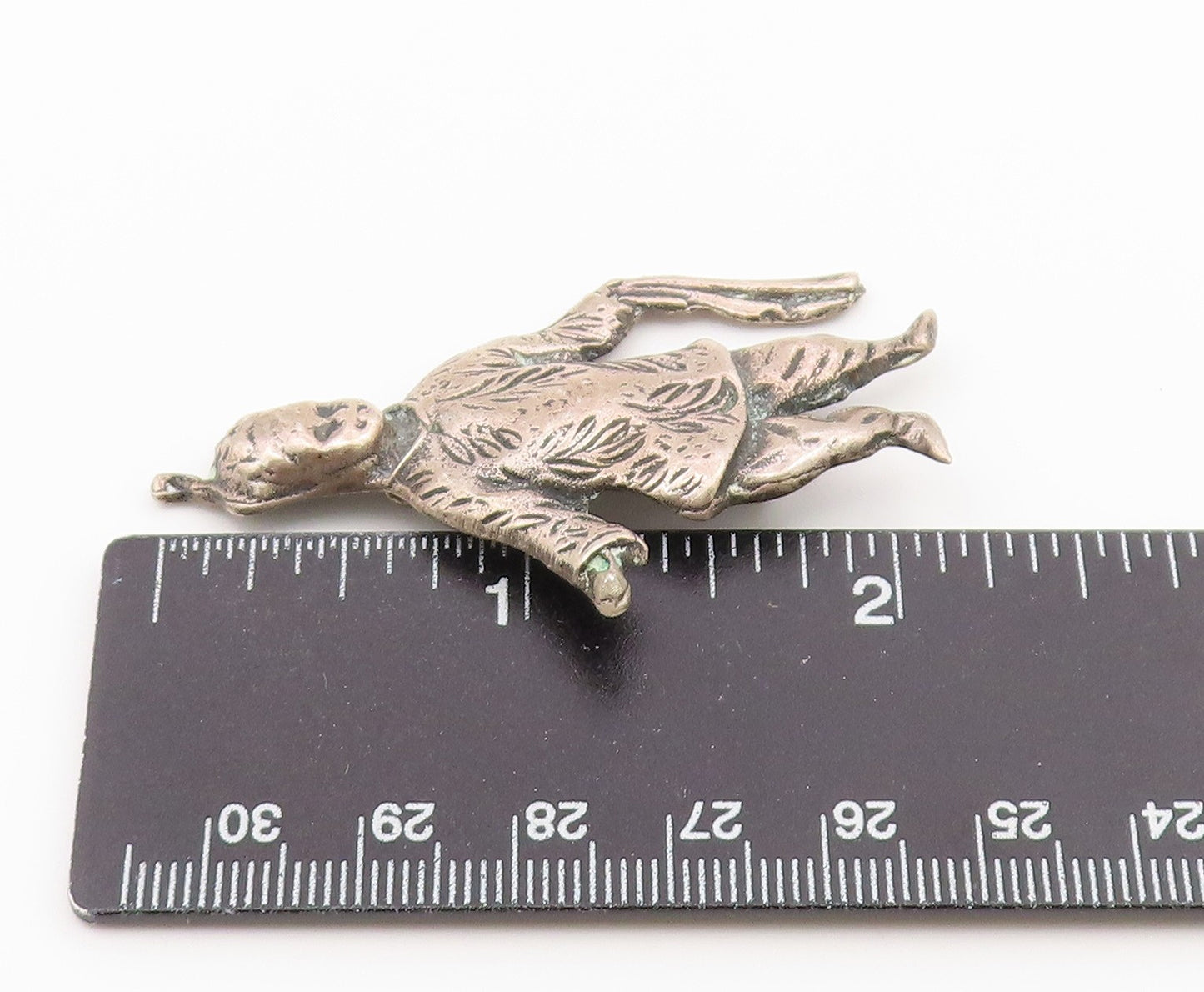 925 Sterling Silver Vintage Brooch Pin Man Holding Scarf Figural Cutout  BP12626
