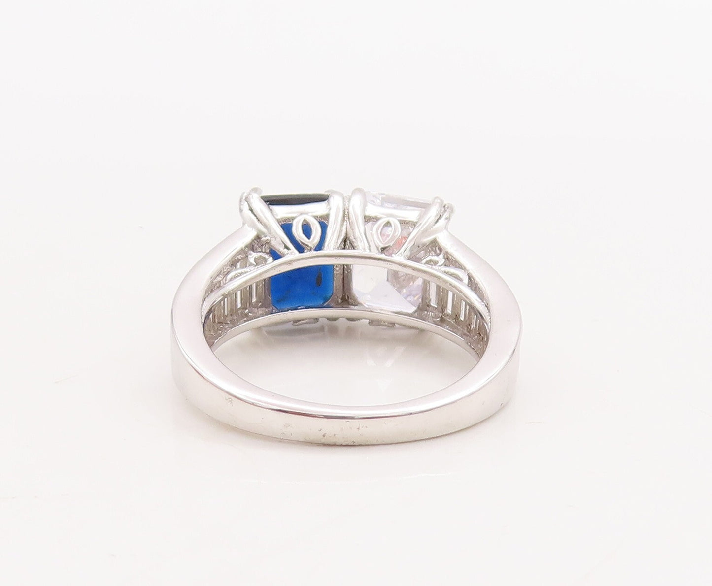 925 Sterling Silver Vintage Ring Rectangle Cut Sapphire & CZ  Sz 7.5  RG29523